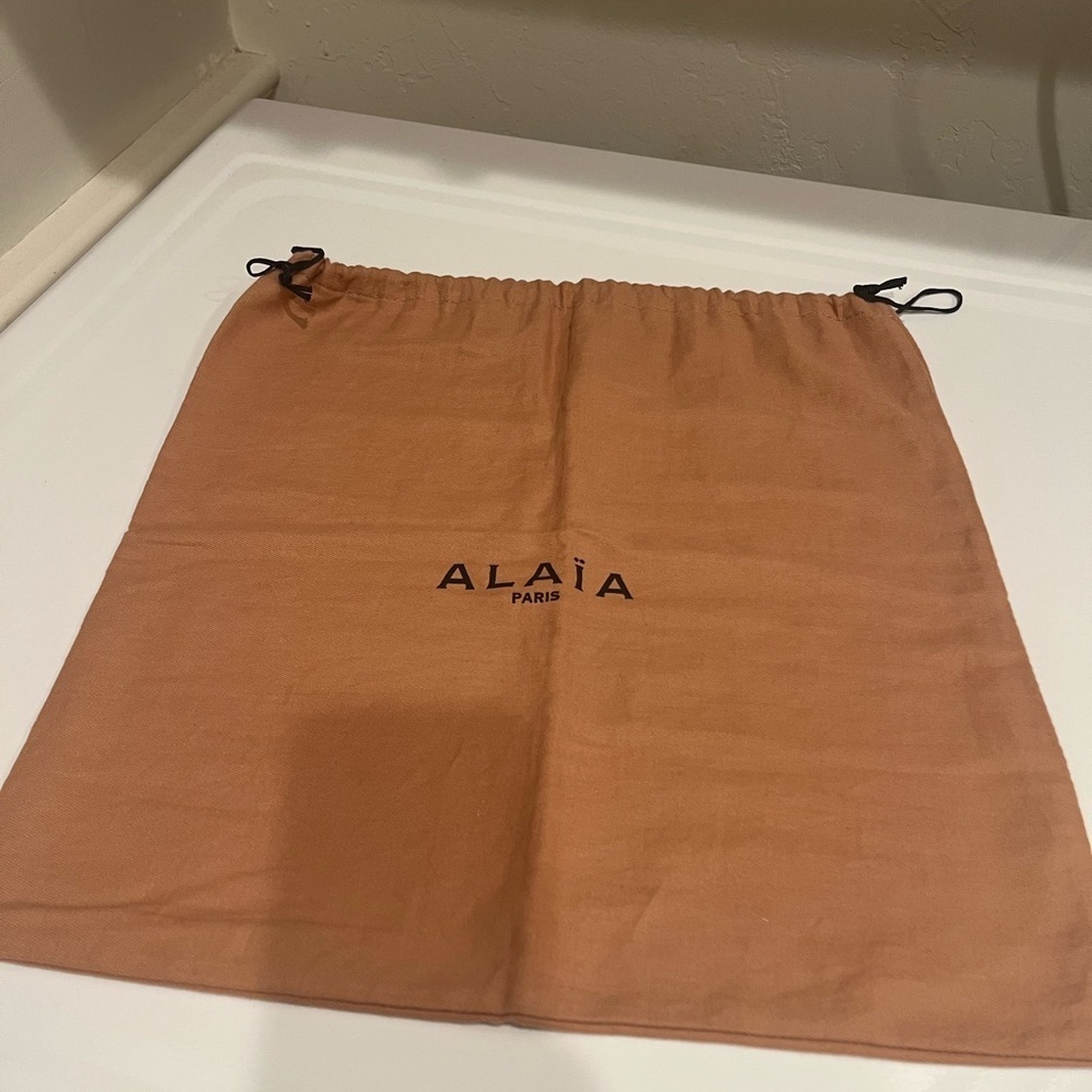 Alaia dust bag